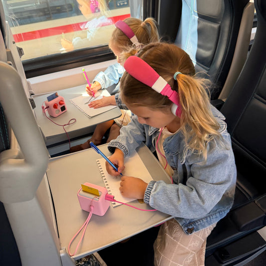 The Value of Screen-Free Learning: Why Families Are Rediscovering the Power of Imagination